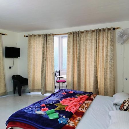 Elphinstone Inn المورا المظهر الخارجي الصورة