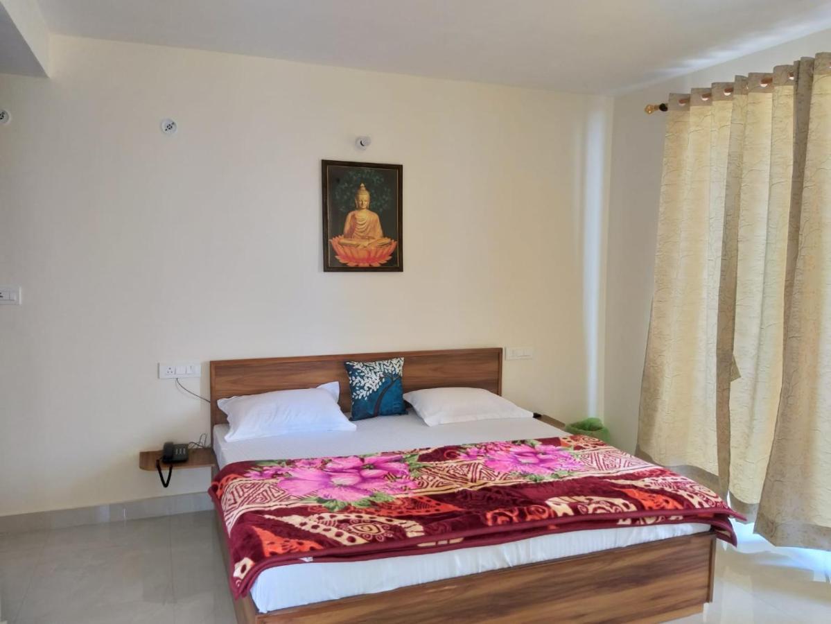 Elphinstone Inn المورا المظهر الخارجي الصورة