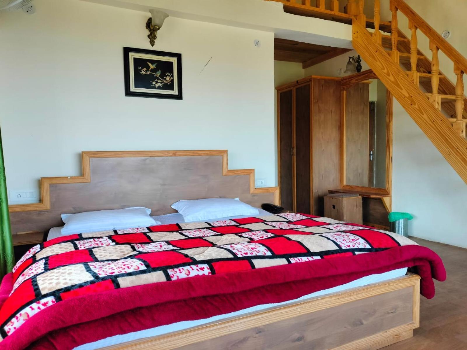 Elphinstone Inn المورا المظهر الخارجي الصورة